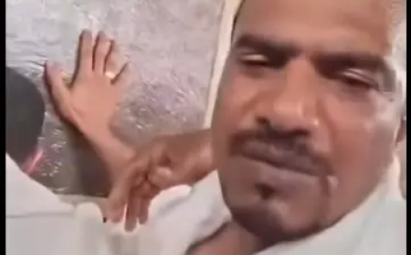 «السافنا» يؤدي مناسك الحج ويدعو على «حميدتي» أمام الكعبة