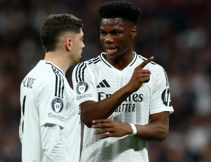 غرامة مليونية واعتذار .. ريال مدريد يعلن انتهاء أزمة فالفيردي وتشواميني