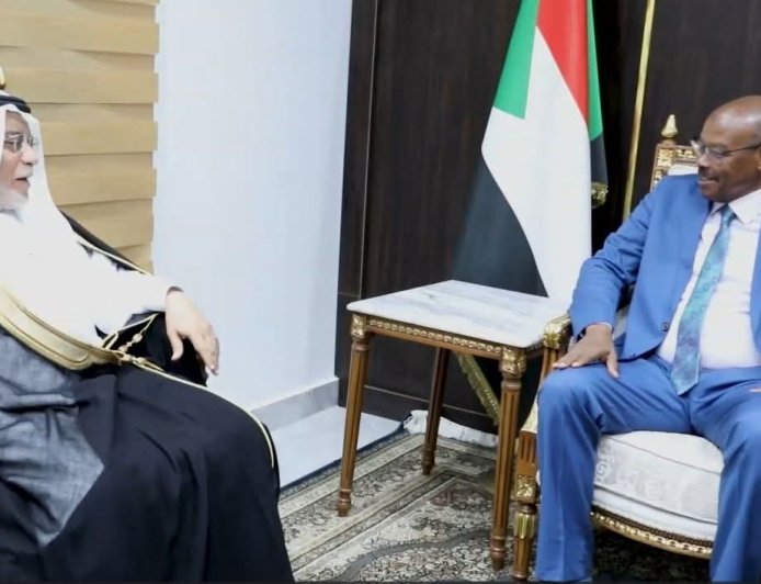 السفير السعودي بالسودان: المرحلة المقبلة ستشهد توسع في الدعم الإنساني من المملكة للشعب السوداني 