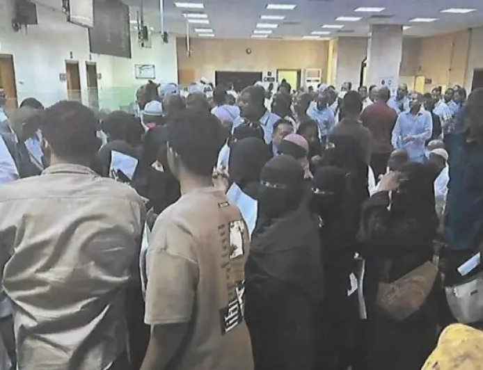 وضعت أرقام هواتف للطوارئ.. إعلان مهم من سفارة السودان بالرياض