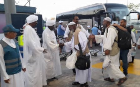 أول أفواج الحجاج السودانيين تغادر الأراضي المقدسة 
