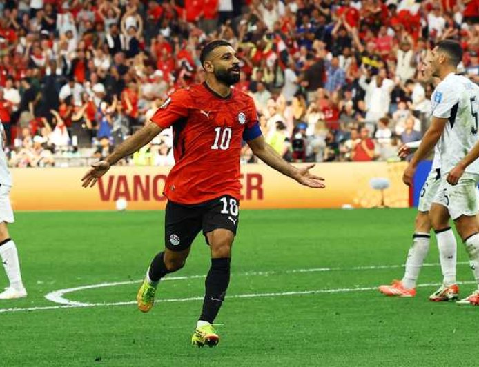 بعد تحقيق مصر لأول فوز لها في كأس العالم منذ قرن تقريباً...محمد صلاح: "لا أجد كلاماً يصف هذا الإنجاز"