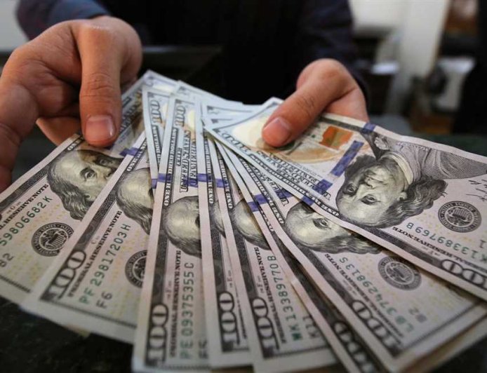 أنعش الجنيه...ضخ مكثف للعملات الأجنبية في البنوك التجارية 