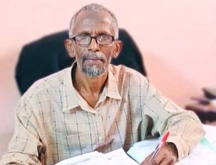600 شخص يتنافسون على 300 وظيفة للمعلمين بالقضارف