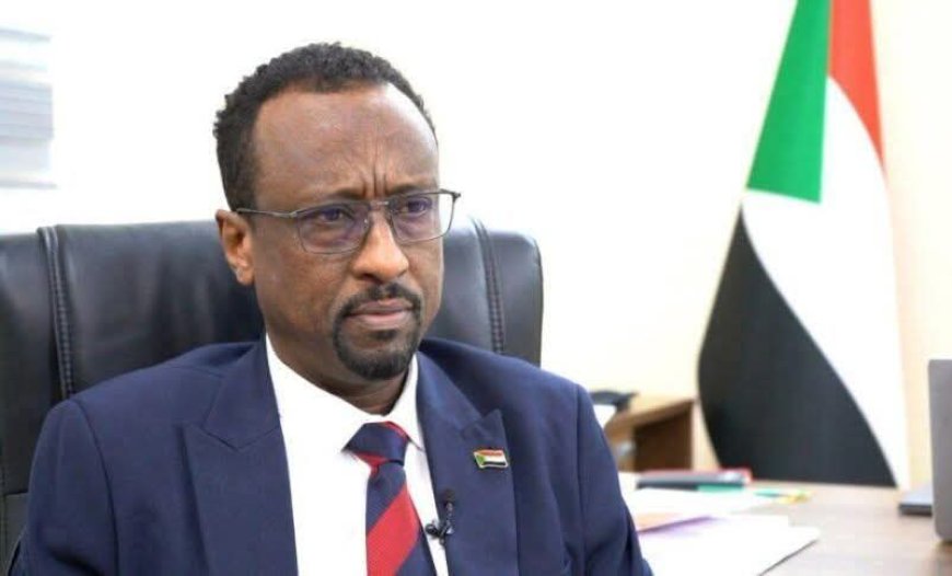 الإعيسر: ما تتعرض له الأبيض من قصف وترهيب من المليشيا لن يزيد أهلها إلا صموداً وثباتاً