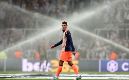 برشلونة يعلن تمديد عقد لاعبه الدنماركي كريستينسن