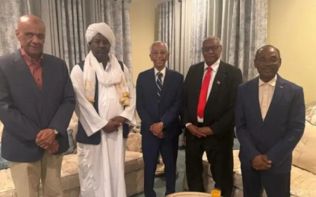 وزير الداخلية: خطة عاجلة لضبط الوجود الأجنبى بالسودان