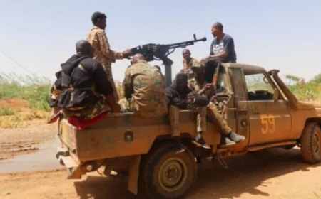 الجيش يمشط محيط الأبيض ومسيرات المليشيا تستهدف محطات مياه غرب المدينة 