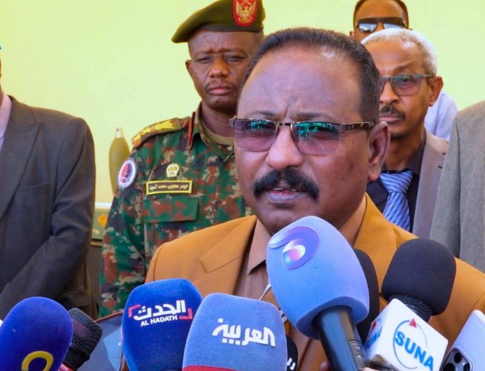 الحكومة: مسارات قانونية جديدة لمقاضاة حكومة الإمارات