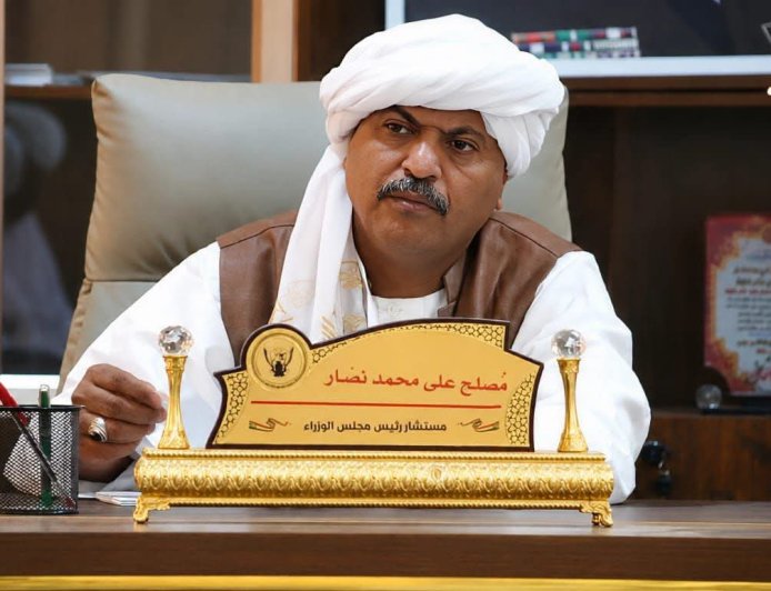 مستشار رئيس الوزراء: خطاب البرهان أكد التزام الدولة بالحوار الداخلي والحسم العسكري للتمرد   