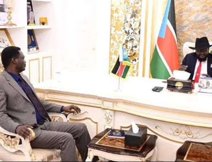 مناوي يبحث مع سلفاكير تطورات الأوضاع في السودان وسبل وقف الحرب