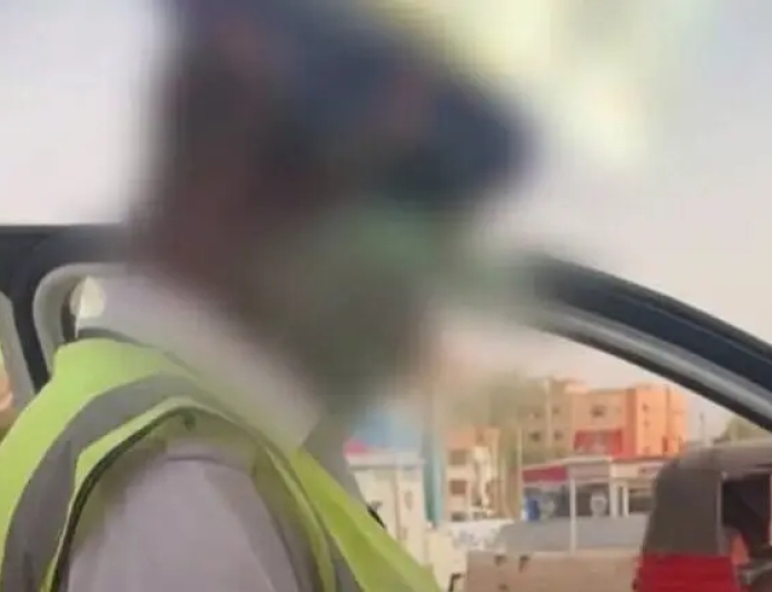 متهم بالرشوة...إجراءات قانونية بحق شرطي مرور 