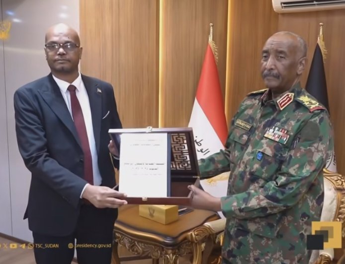 إعلانها الخميس...البرهان يعتمد نتيجة امتحانات الشهادة السودانية   