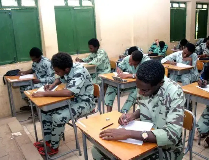 إعلان مهم من "التربية والتعليم" لطلاب الشهادة السودانية 